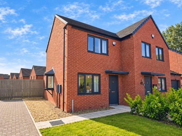 2 bedroom semi detached house for sale