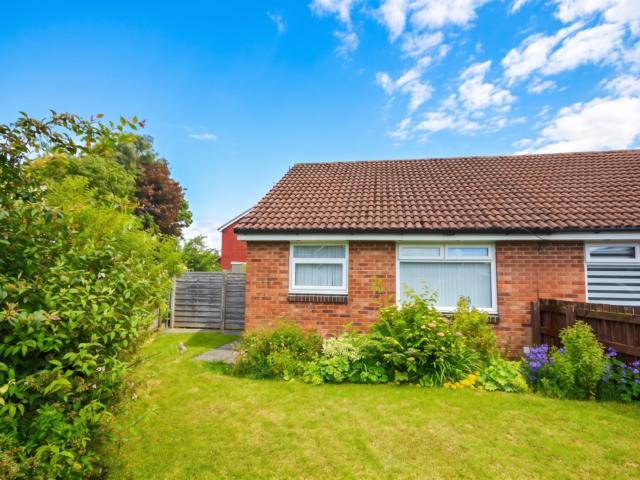2 bedroom semi detached house for sale