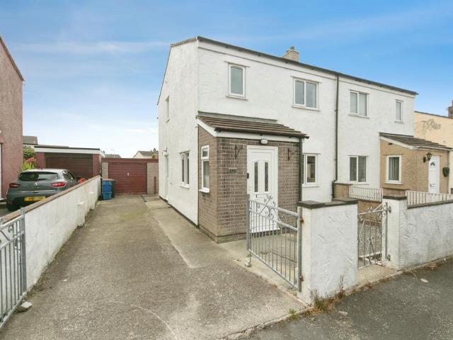 2 bedroom semi detached house for sale