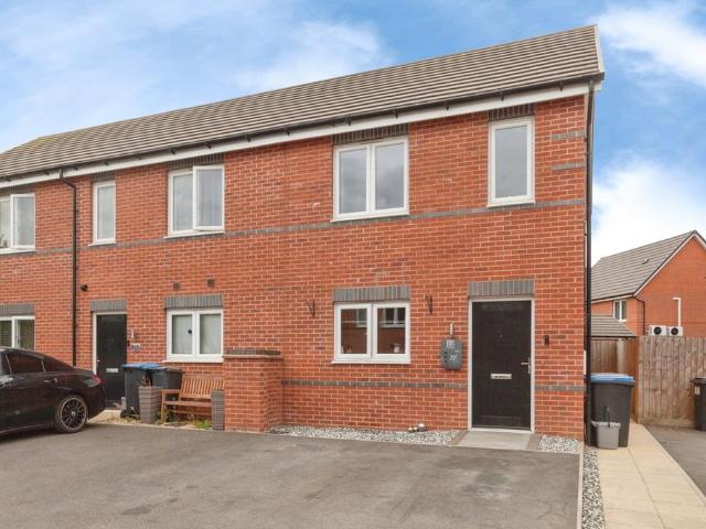 2 bedroom semi detached house for sale