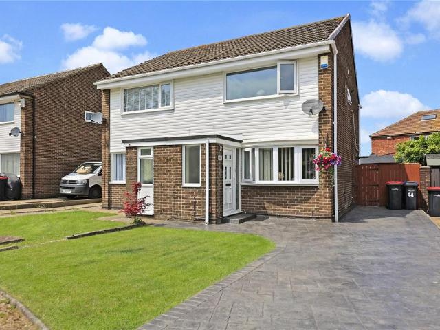 2 bedroom semi detached house for sale