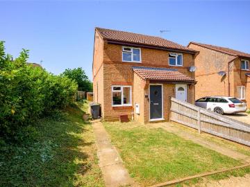 2 bedroom semi detached house for sale