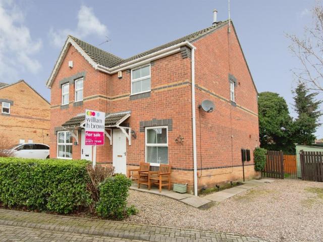 2 bedroom semi detached house for sale