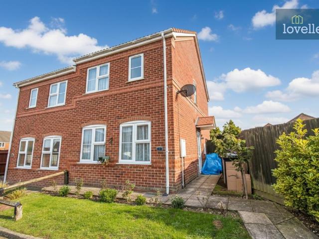 2 bedroom semi detached house for sale
