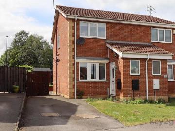 2 bedroom semi detached house for sale
