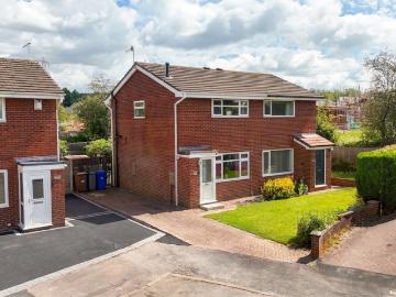 2 bedroom semi detached house for sale