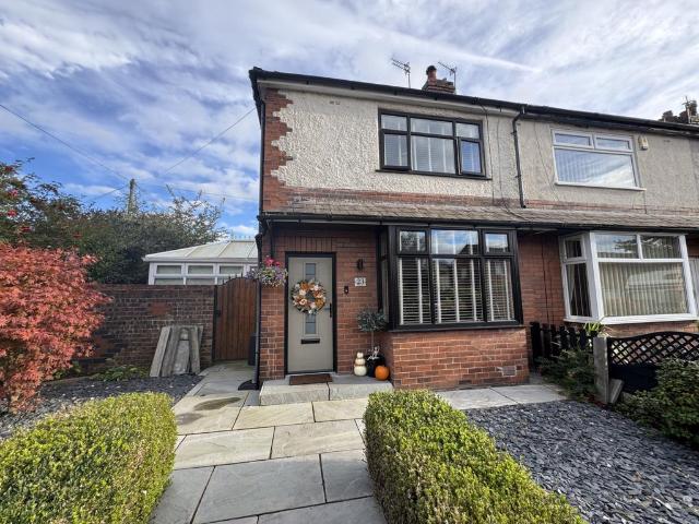 2 bedroom semi detached house for sale