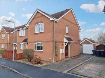 2 bedroom semi detached house for sale