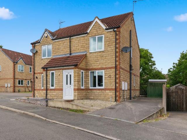 2 bedroom semi detached house for sale