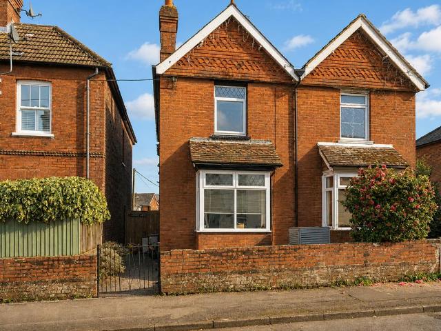 2 bedroom semi detached house for sale