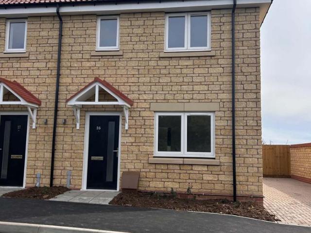 2 bedroom semi detached house for sale