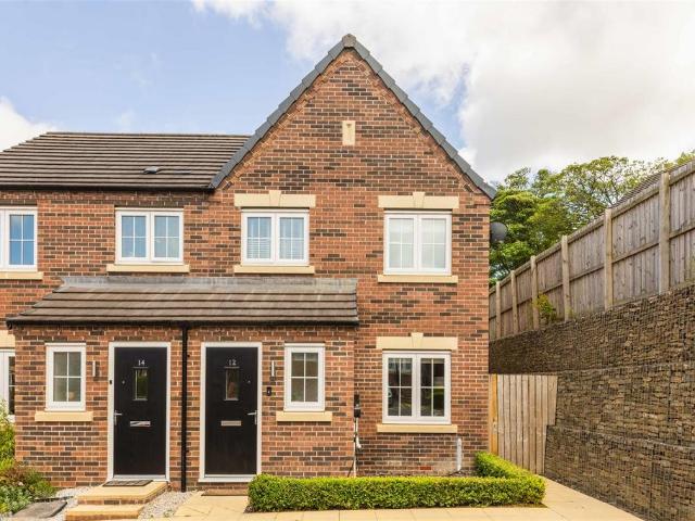 2 bedroom semi detached house for sale