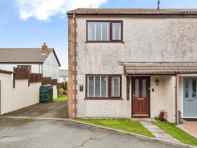 2 bedroom semi detached house for sale
