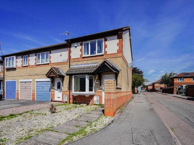 2 bedroom semi detached house for sale