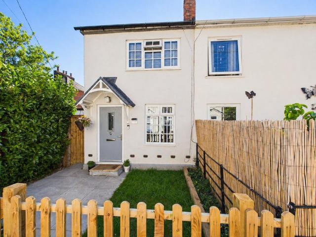 2 bedroom semi detached house for sale