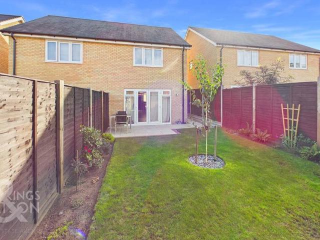 2 bedroom semi detached house for sale