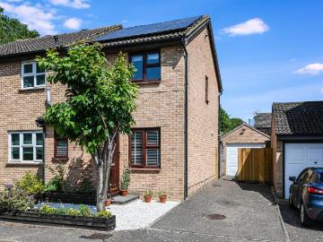 2 bedroom semi detached house for sale