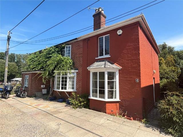 2 bedroom semi detached house for sale