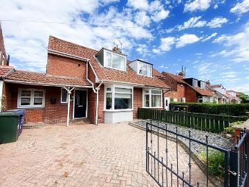 2 bedroom semi detached house for sale