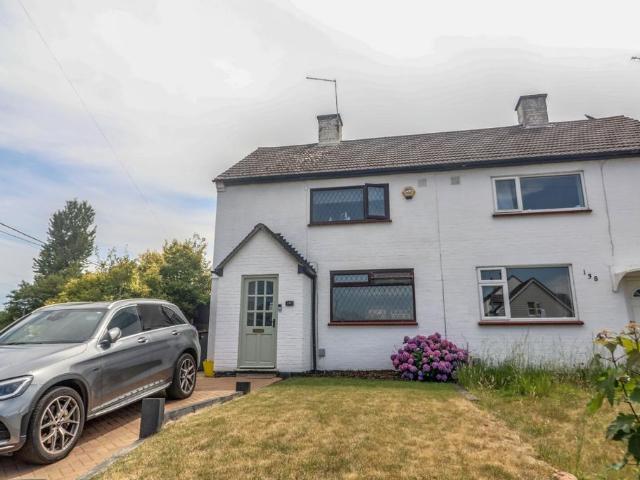 2 bedroom semi detached house for sale