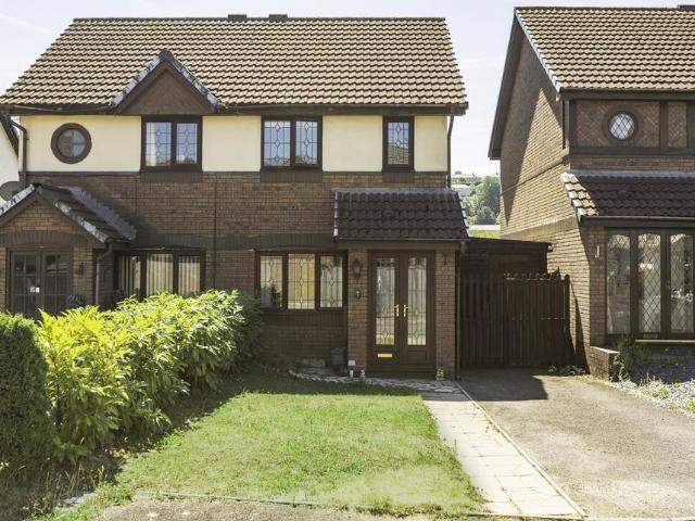 2 bedroom semi detached house for sale