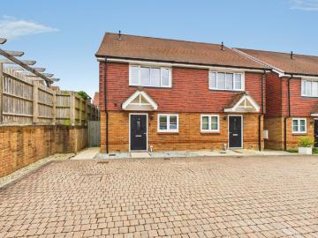 2 bedroom semi detached house for sale