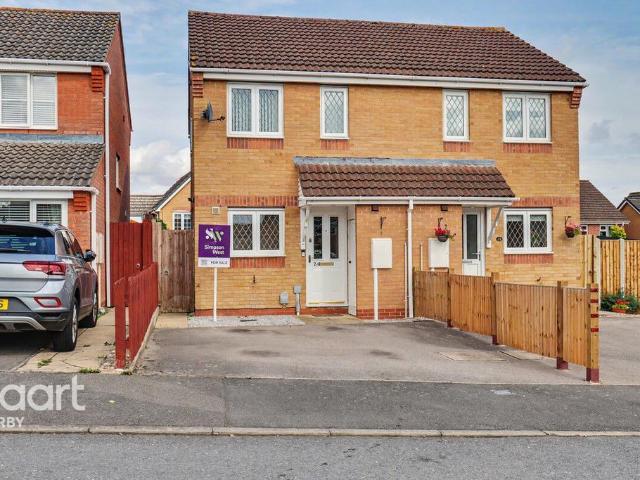 2 bedroom semi detached house for sale