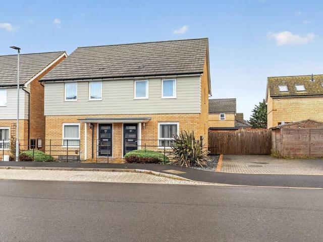 2 bedroom semi detached house for sale