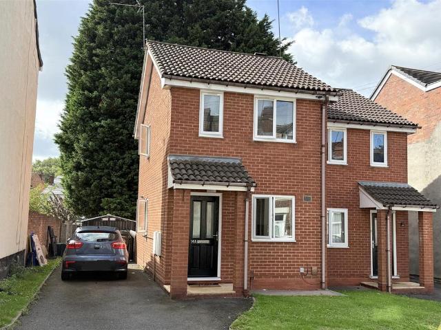 2 bedroom semi detached house for sale