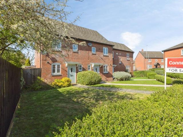 2 bedroom semi detached house for sale