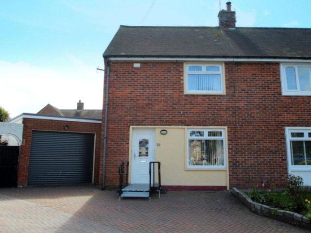 2 bedroom semi detached house for sale
