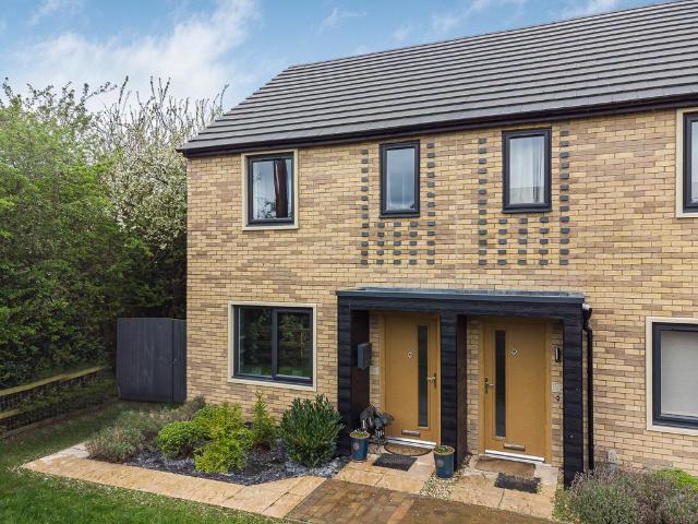 2 bedroom semi detached house for sale