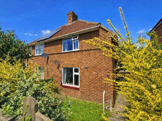 2 bedroom semi detached house for sale