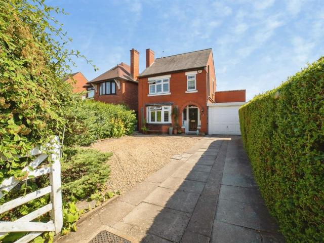 2 bedroom detached house for sale