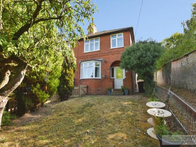 2 bedroom semi detached house for sale