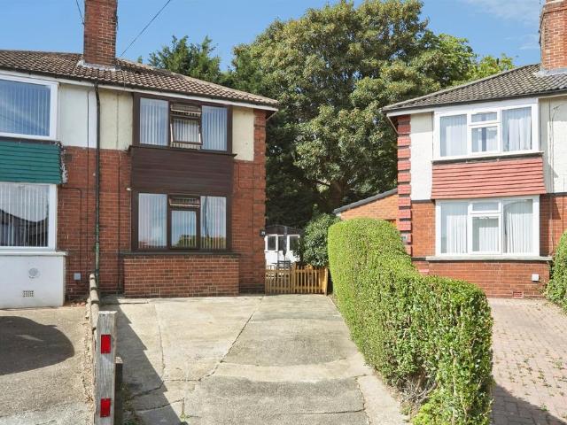 2 bedroom semi detached house for sale