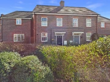 Crawley, West Sussex county, Sussex - Equipped kitchen
