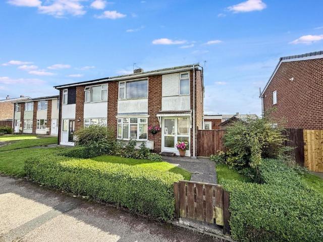 2 bedroom semi detached house for sale