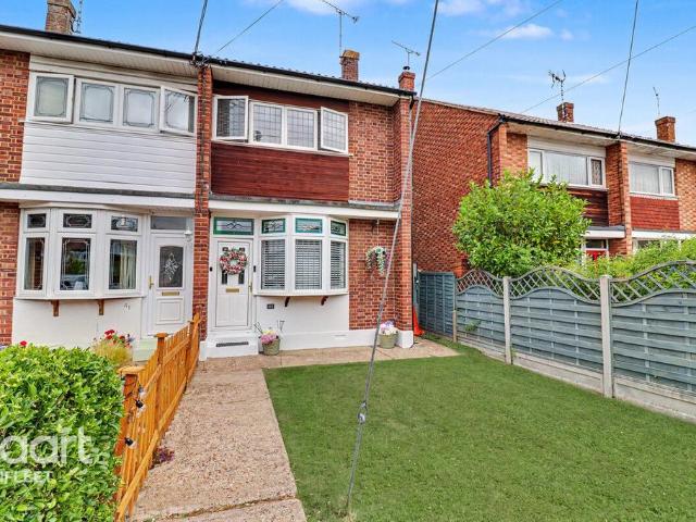 2 bedroom semi detached house for sale