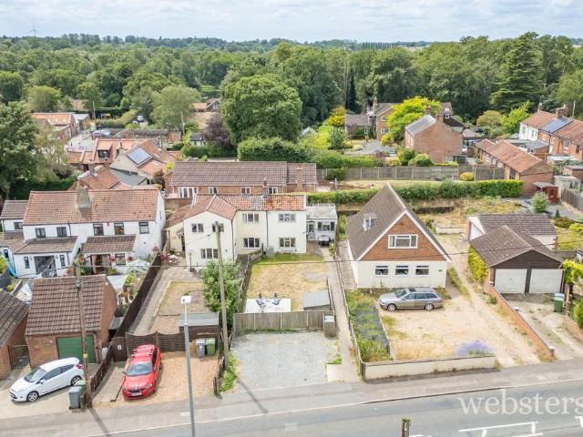 2 bedroom semi detached house for sale