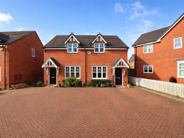 2 bedroom semi detached house for sale
