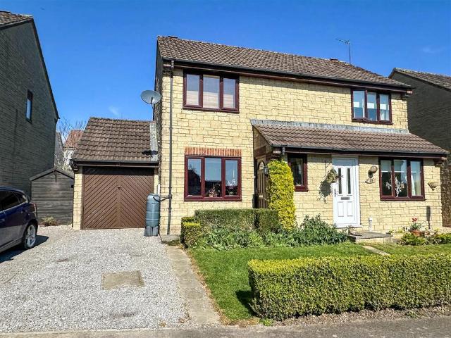 2 bedroom semi detached house for sale