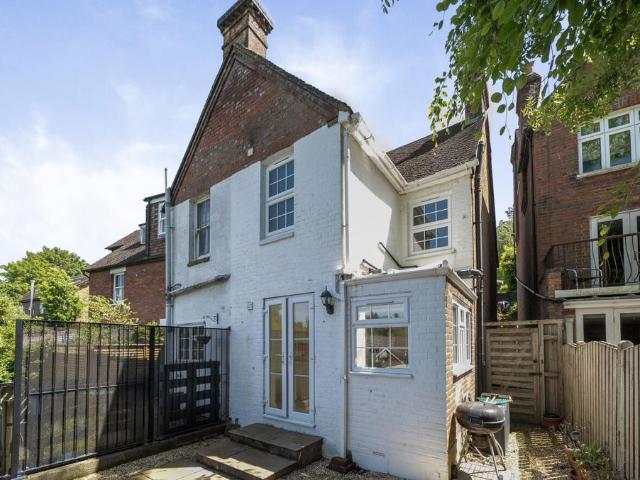 2 bedroom semi detached house for sale