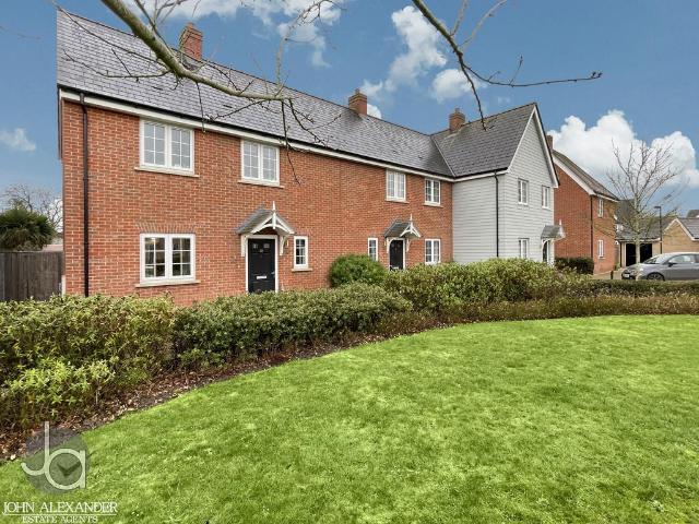 2 bedroom semi detached house for sale