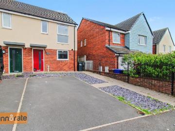 2 bedroom semi detached house for sale