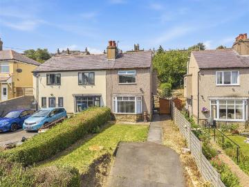 2 bedroom semi detached house for sale