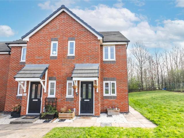 2 bedroom semi detached house for sale