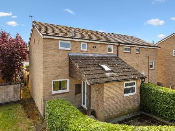 2 bedroom semi detached house for sale