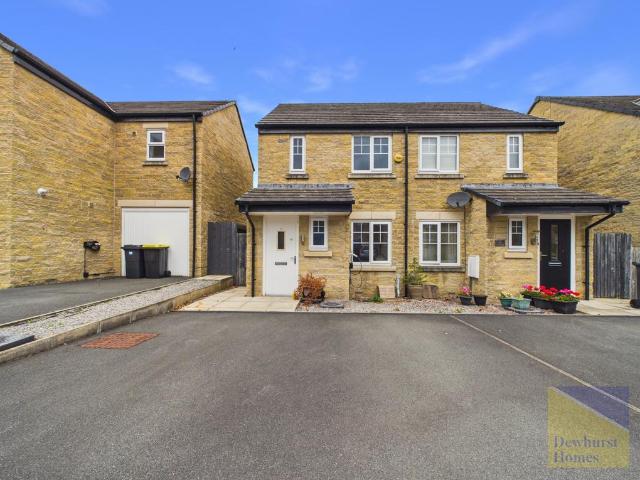 2 bedroom semi detached house for sale