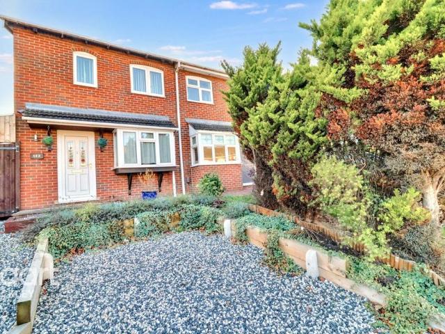 2 bedroom semi detached house for sale